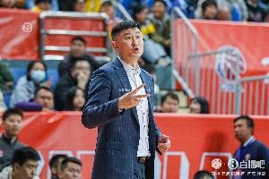 开云体育下载-杜锋：球队磨合还需提升 季后赛强度很高 需要保持适应的状态