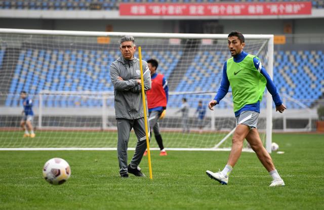 1618535020000055853.jpg 艾哈迈多夫.jpg